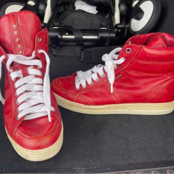 PRADA. orig $900 Euros - Distressed Red Soft Italian Leather - Men’s Size 39 - Picture 1 of 1